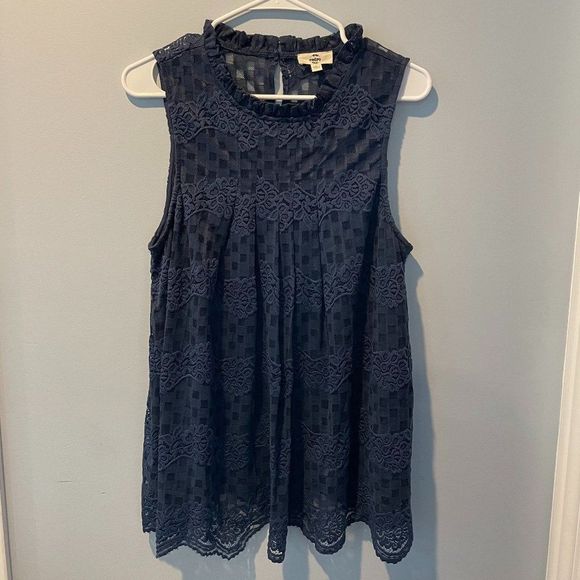 entro Tops - Entro Navy Lace Swing Sleeveless Shirt L